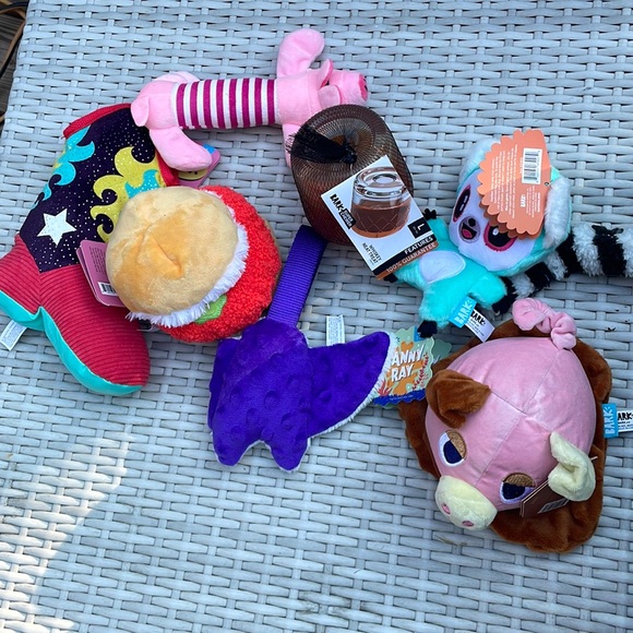 NWT-  BARK PLUSH PET TOYS!! Your Choice!! - Picture 2 of 11